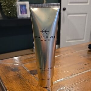 Lost in Amalfi Hand Cream - Gold